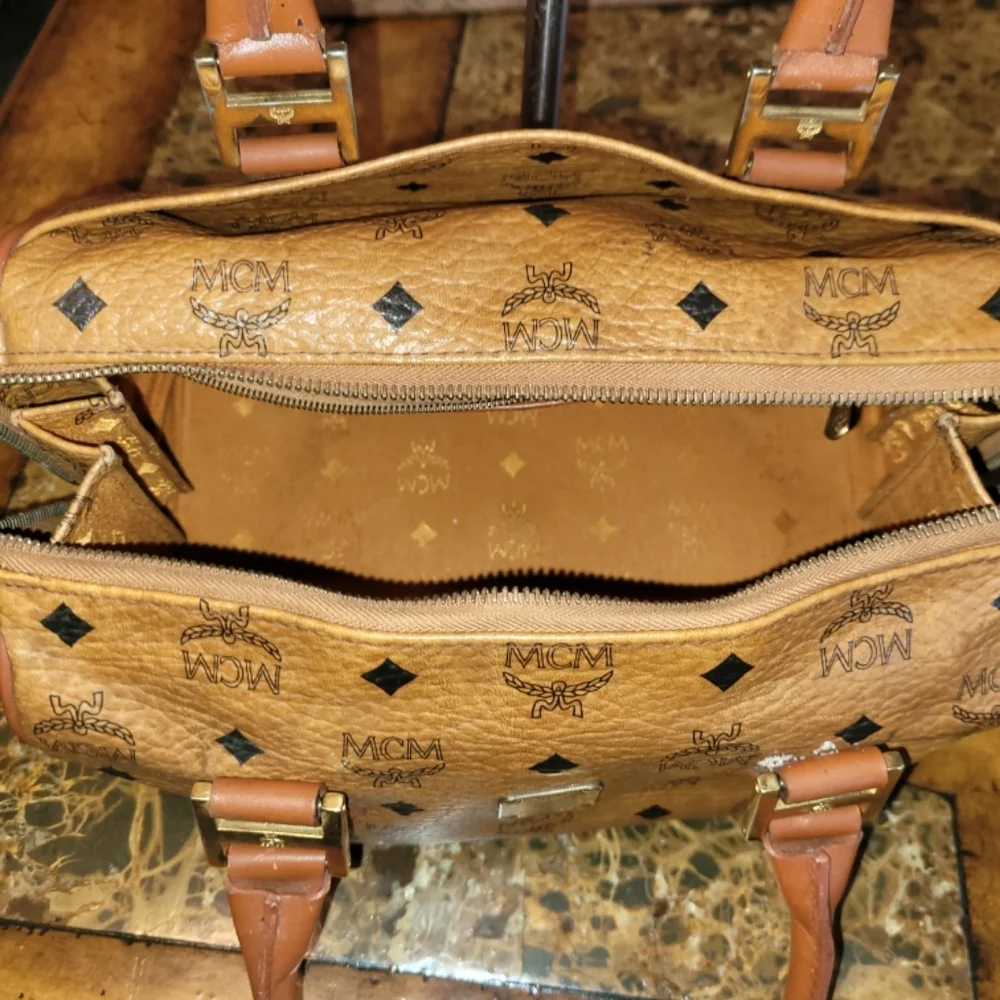 MCM Congac Boston Bag Leather Handbag With Crossbody9 - Picture 9 of 13